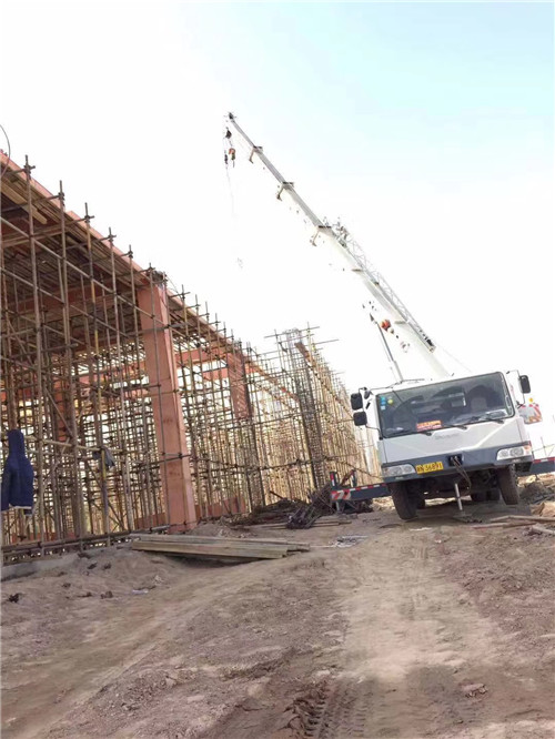 改则县吊车作业的安全注意事项有哪些？